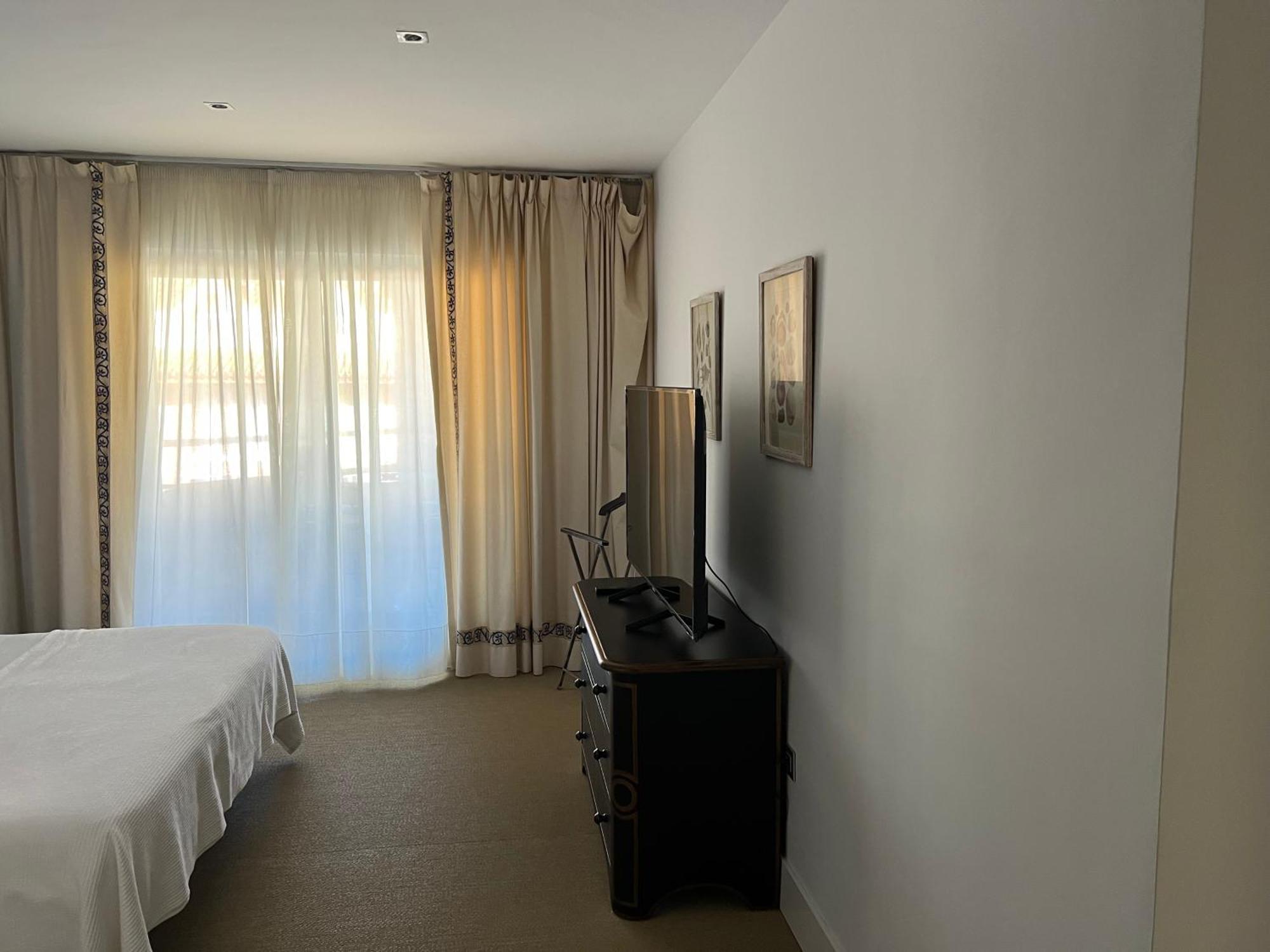 Apartamento Puerto Sotogrande Marina Exteriör bild